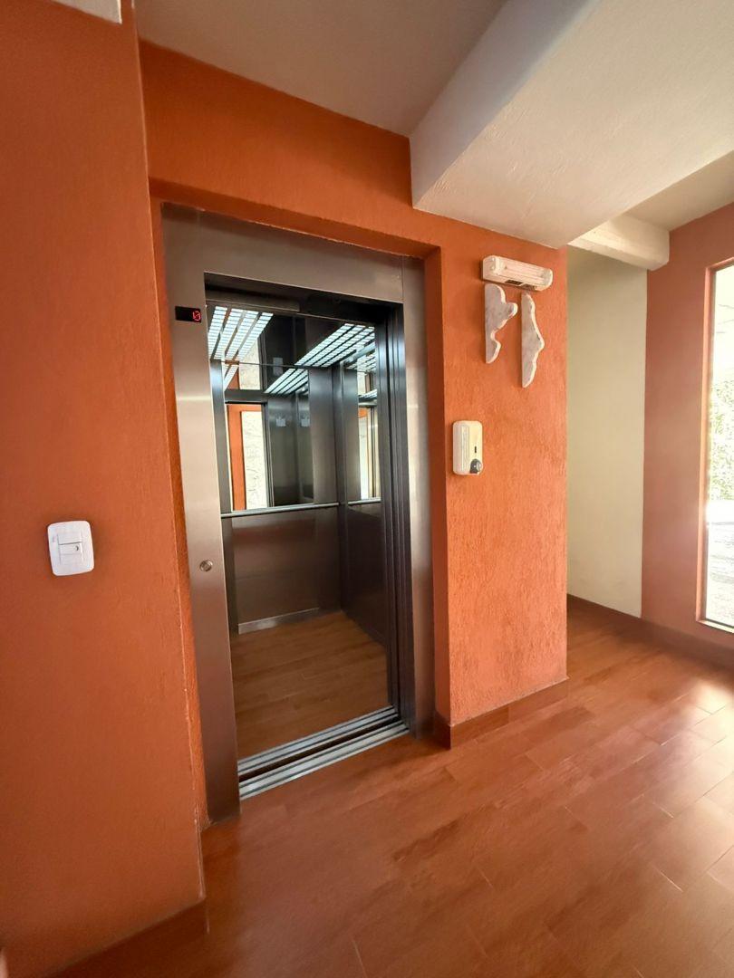Foto de Alquiler Castelar 1 ambiente profesional, imagen 2