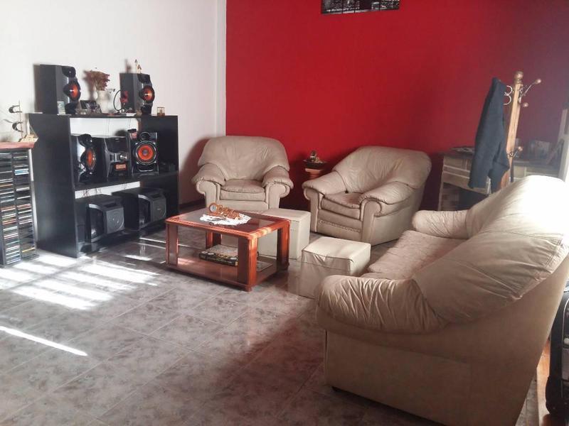 Chalet Impecable en Ituzaingo 3