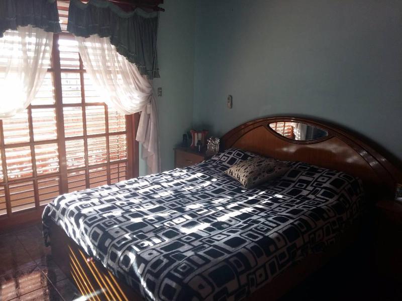 Chalet Impecable en Ituzaingo 2