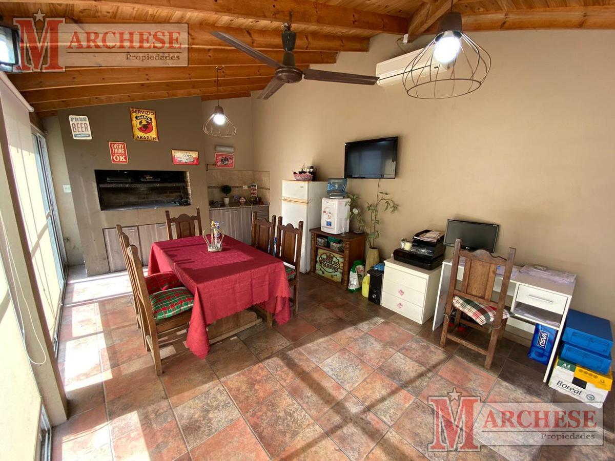 Casa 4 Ambientes en Venta en Castelar Sur 5