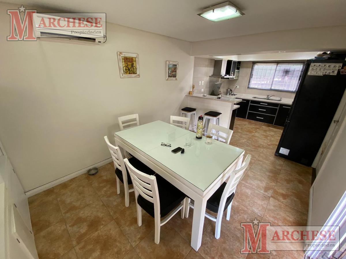 Casa 4 Ambientes en Venta en Castelar Sur 1