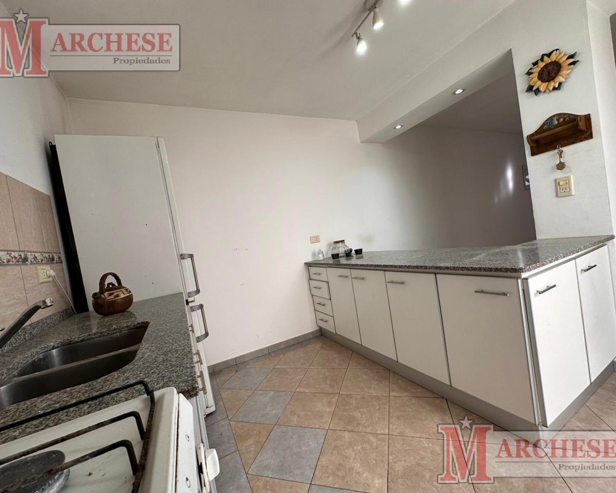 PH en Venta Triplex - Ituzaingo Sur 4