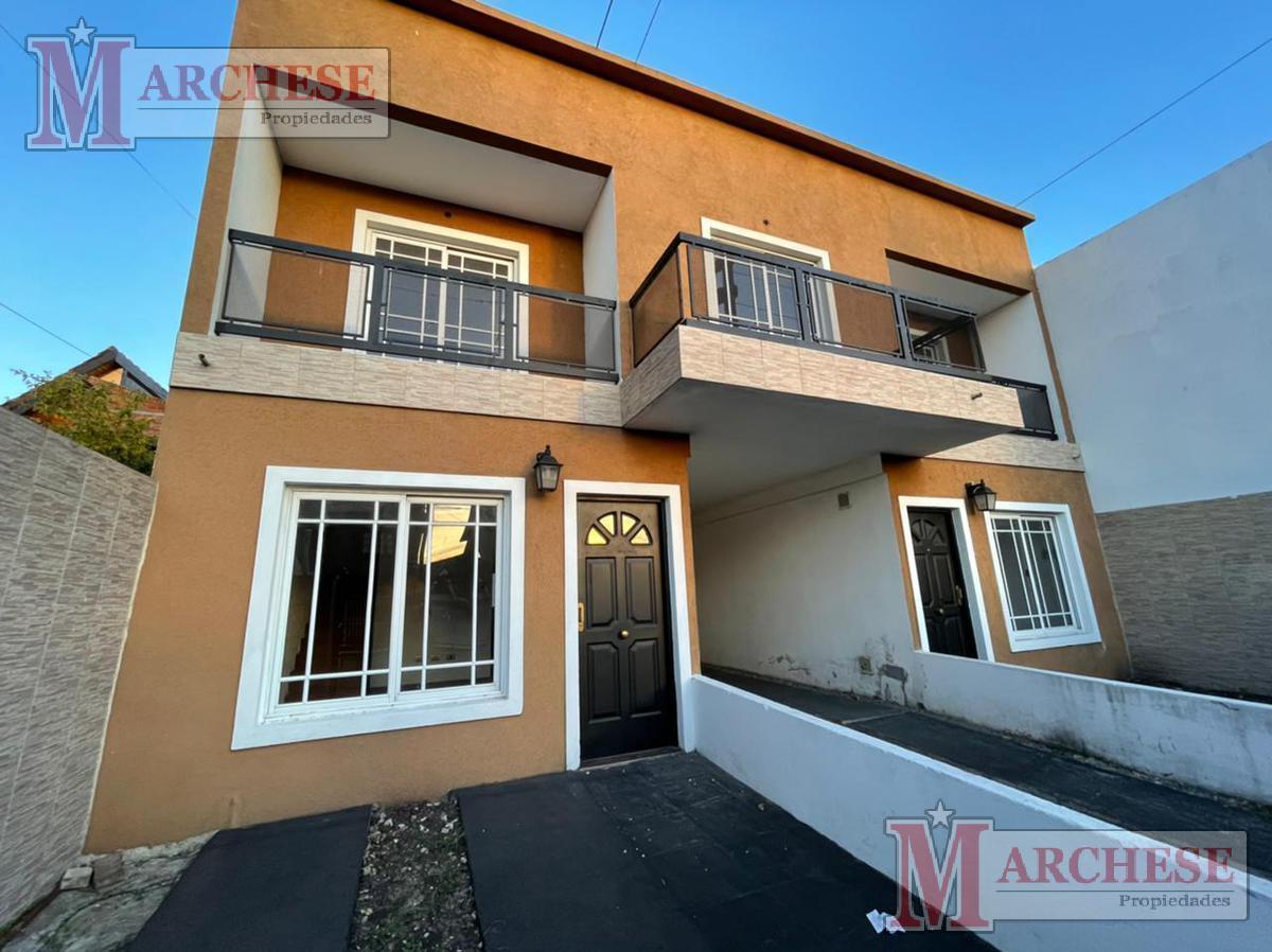 Duplex 4 Ambientes en Venta en Ituzaingó 2