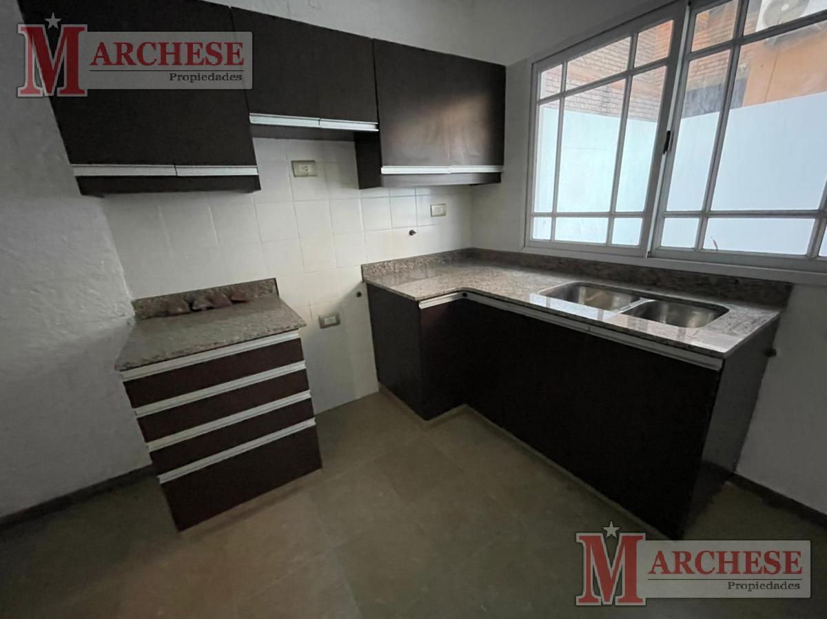 Duplex 4 Ambientes en Venta en Ituzaingó 3