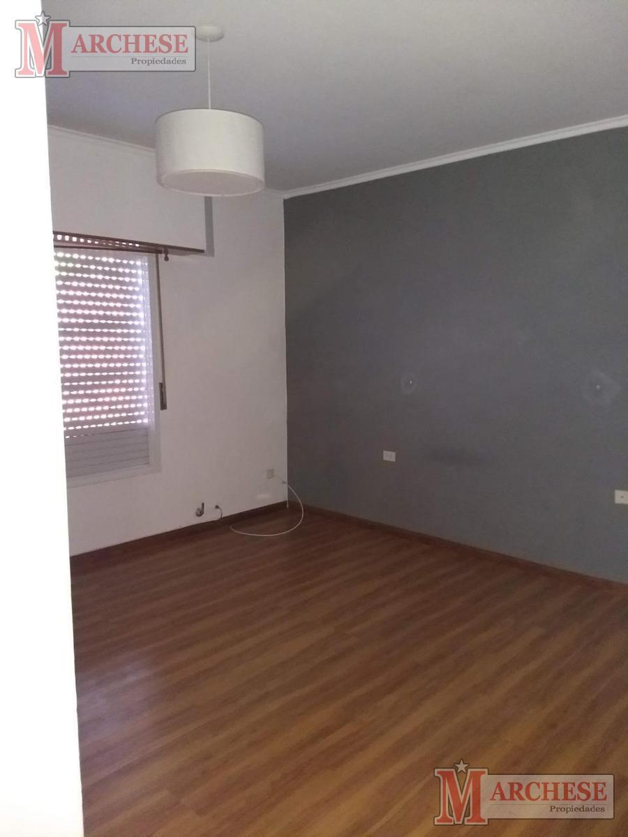 Casa 4 Ambientes en Venta en Pehuajo 2