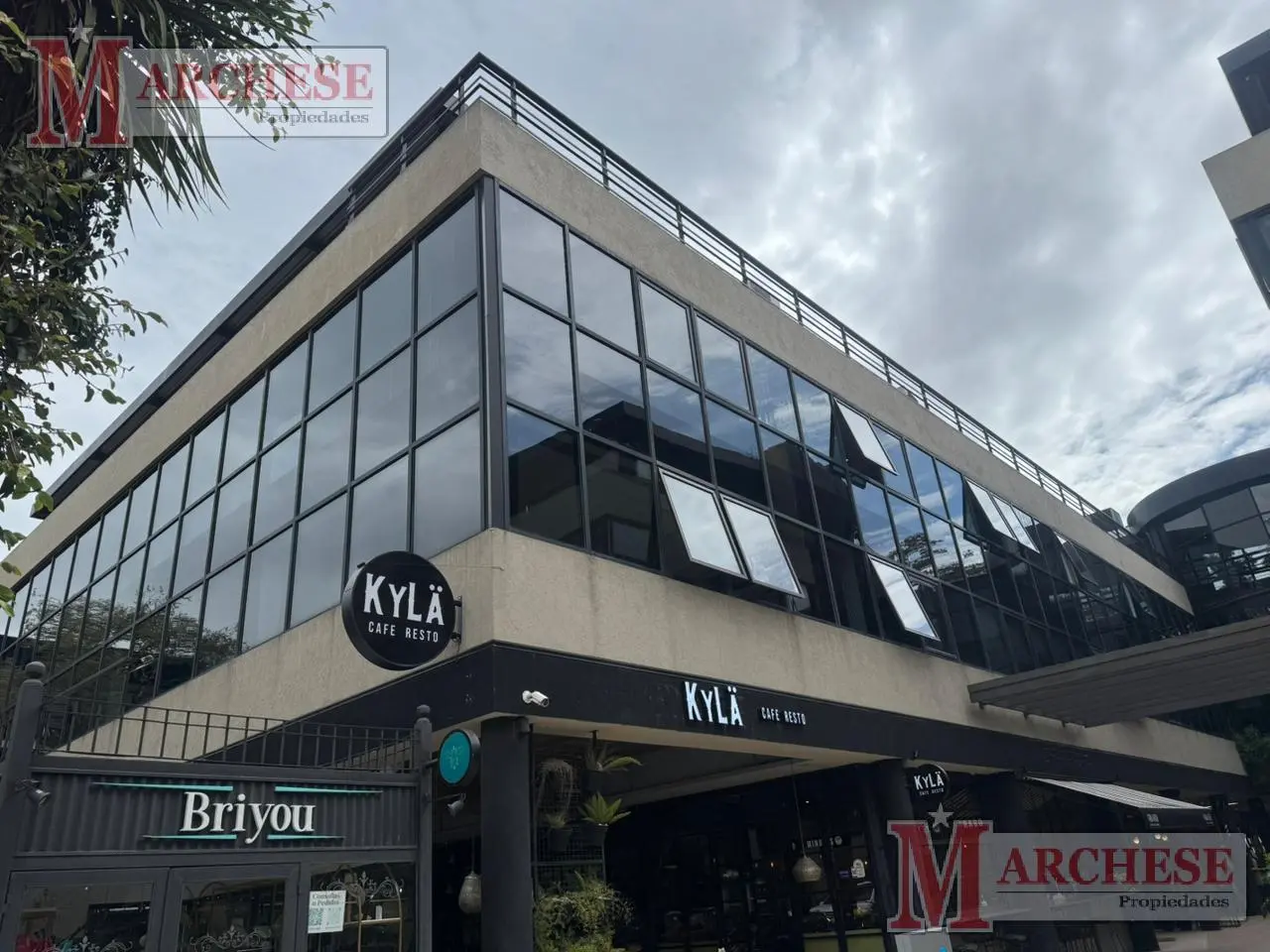 Oficina de 250m2 en alquiler en Parque Leloir Ituzaingó Leloir Plaza 2 4