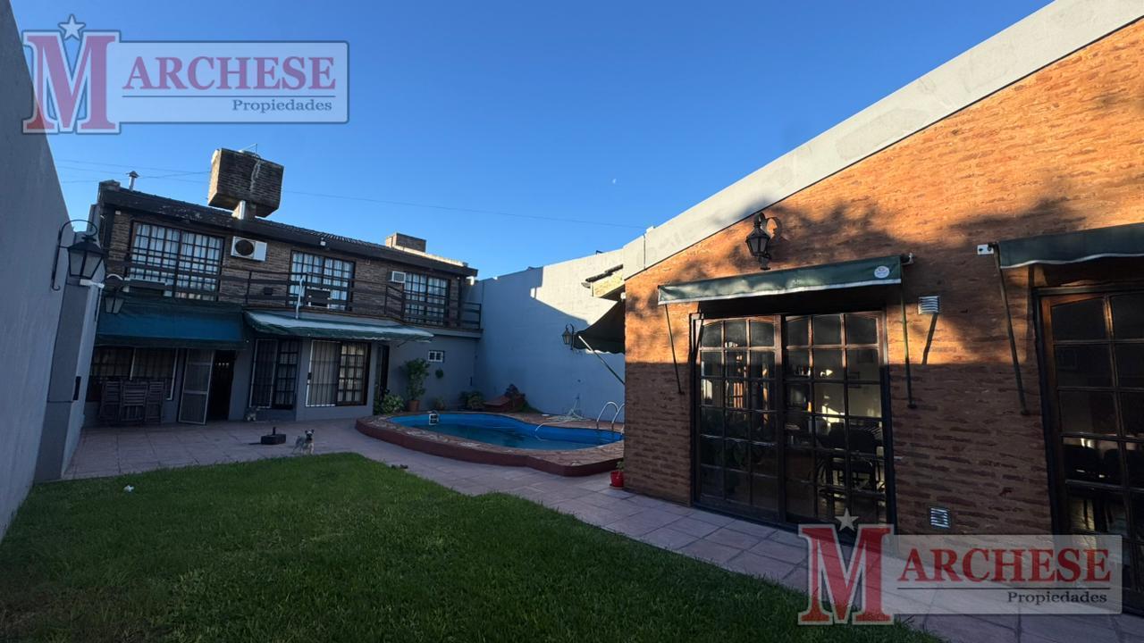 Casa 5 ambientes a la venta en Haedo