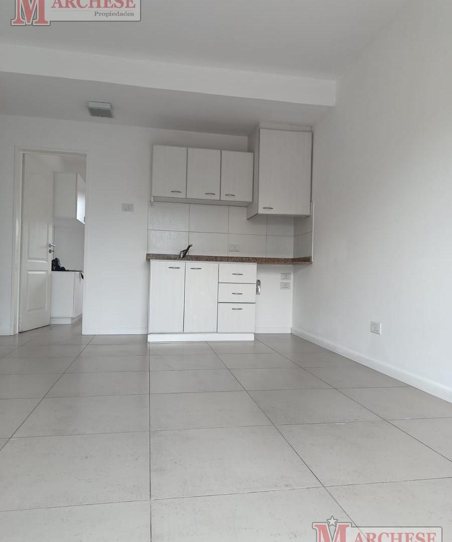 Departamento 2 ambientes en alquiler en Morón Norte