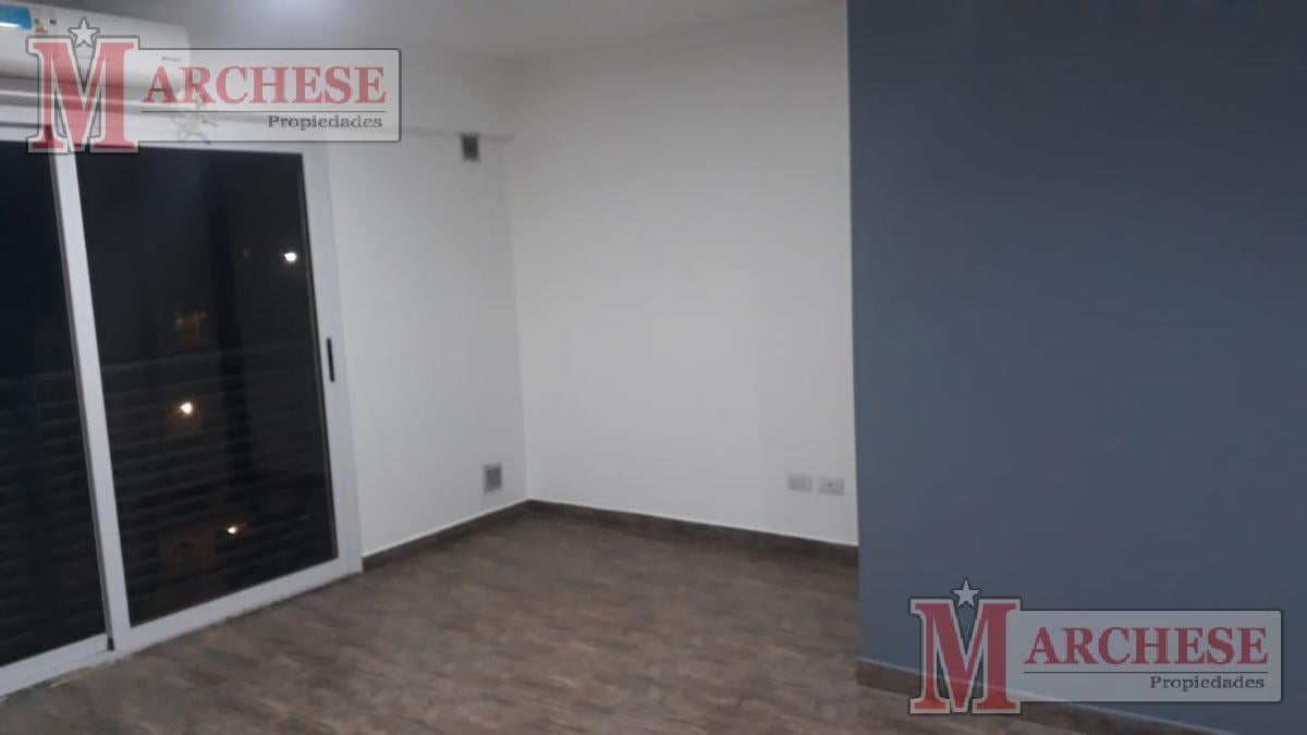 Foto de Departamento monoambiente en alquiler en Moron Sur, imagen 4