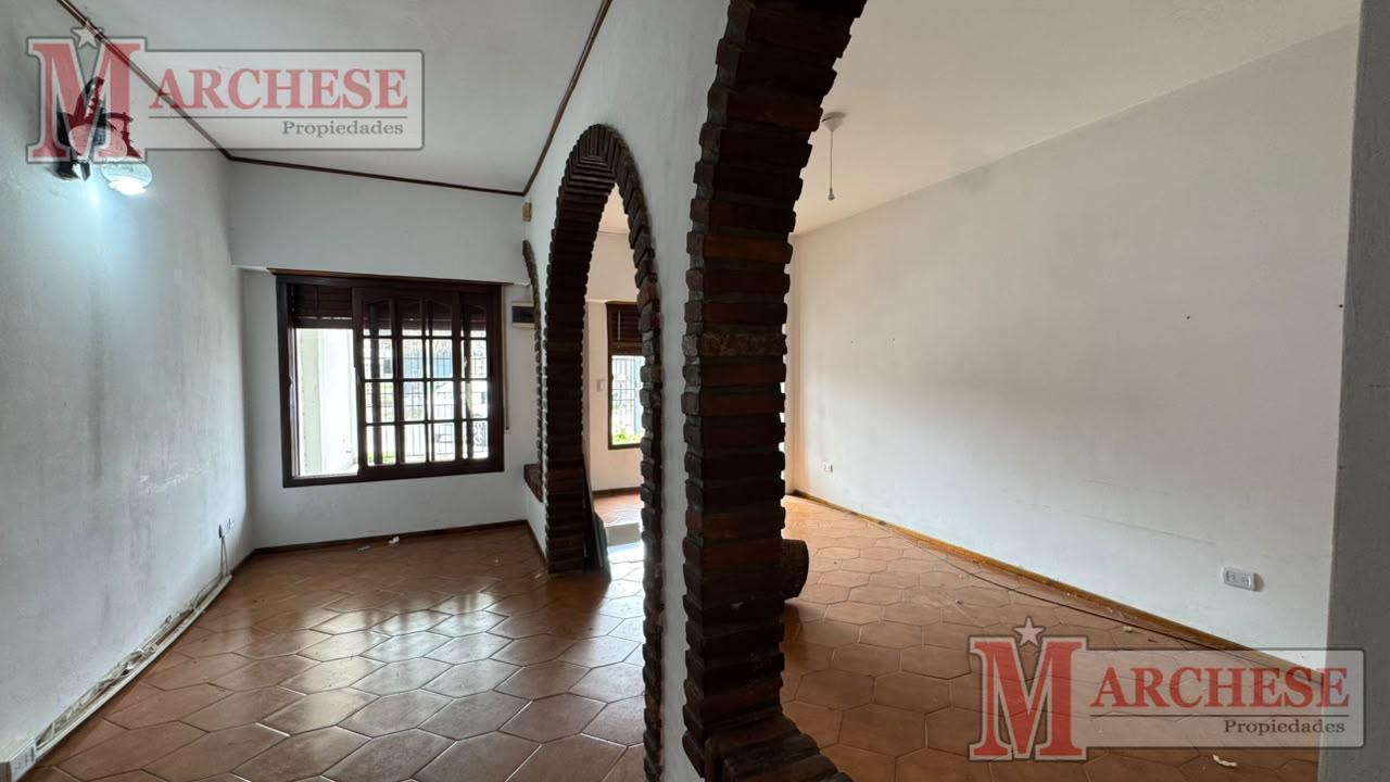 Foto de Casa 3 ambientes - Castelar Norte, imagen 1