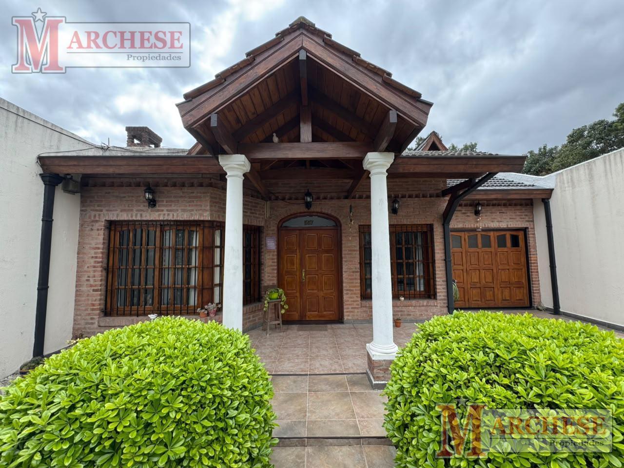 Foto de Casa 5 ambientes en venta en Ituzaingó Norte, imagen 1