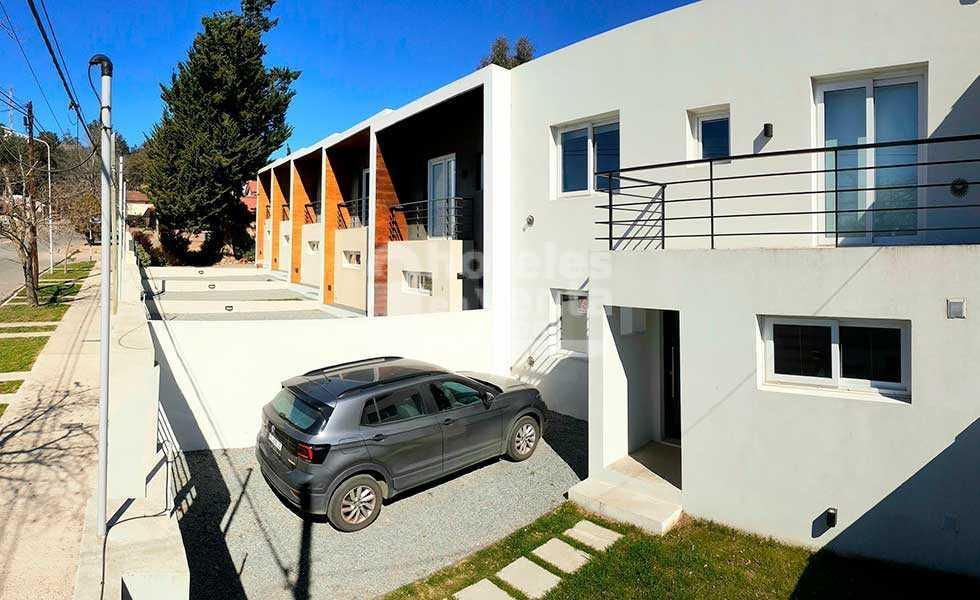Complejo de 5 Departamentos en Venta en Tandil, Buenos Aires 3