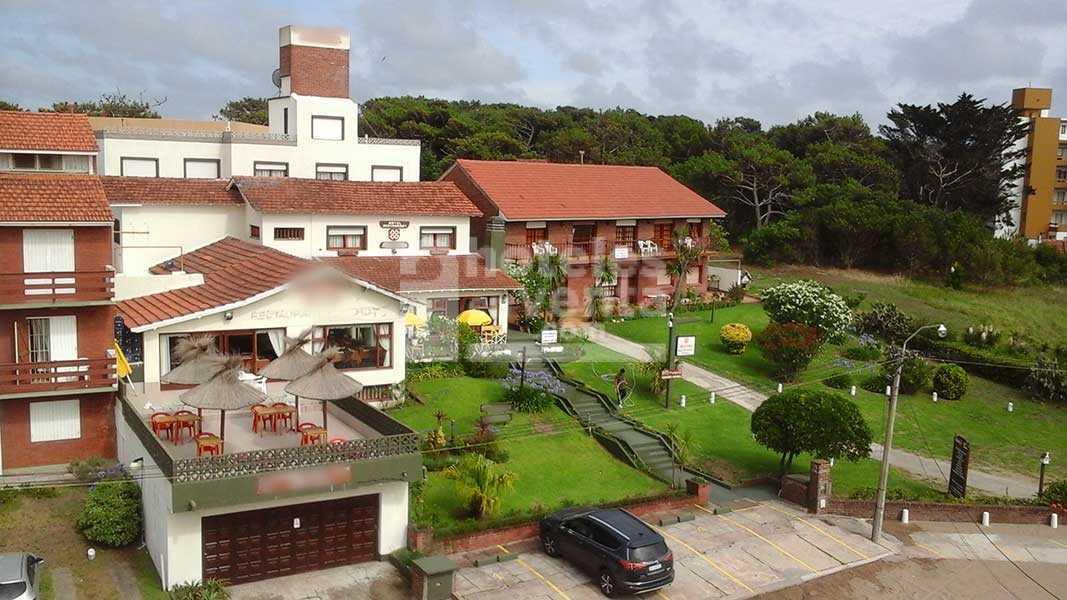 Hotel con Restaurante en Venta en Villa Gesell, Costa Atlántica 2