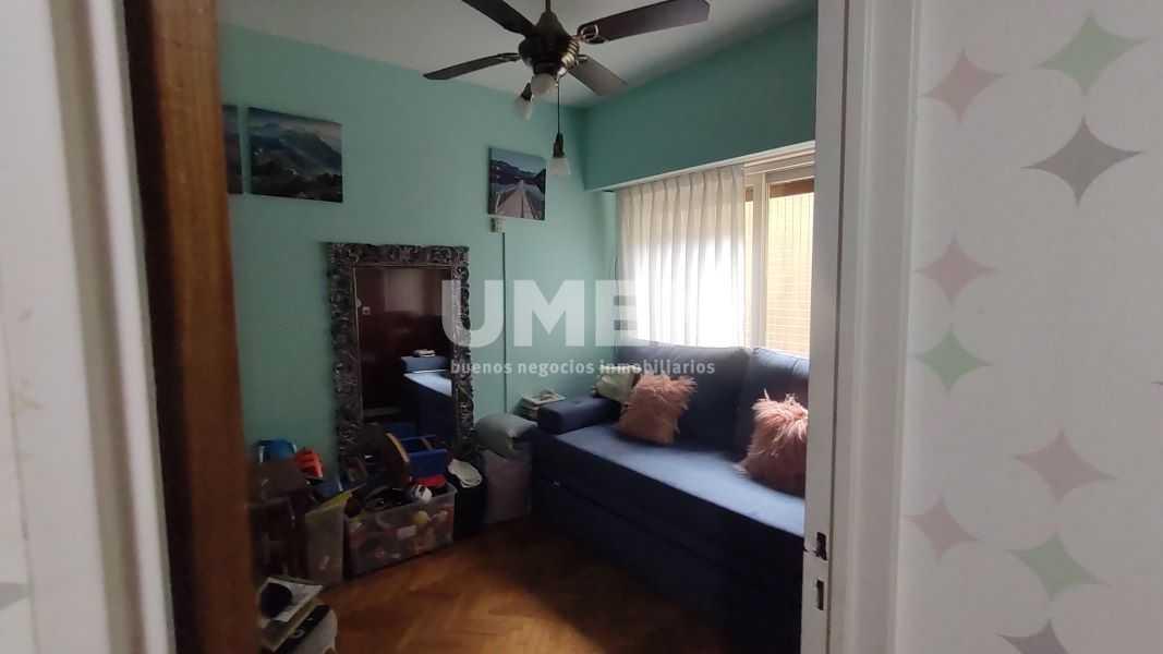 Piso con Cochera en Venta en Caballito - Capital Federal 2