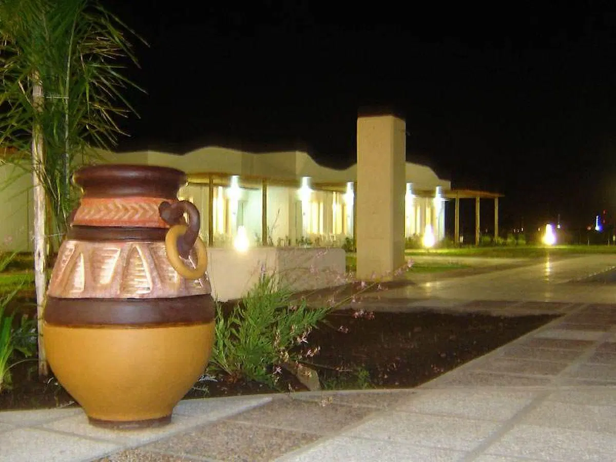 Hotel en Alquiler en Federacion - 92 plazas - en funcionamiento 2