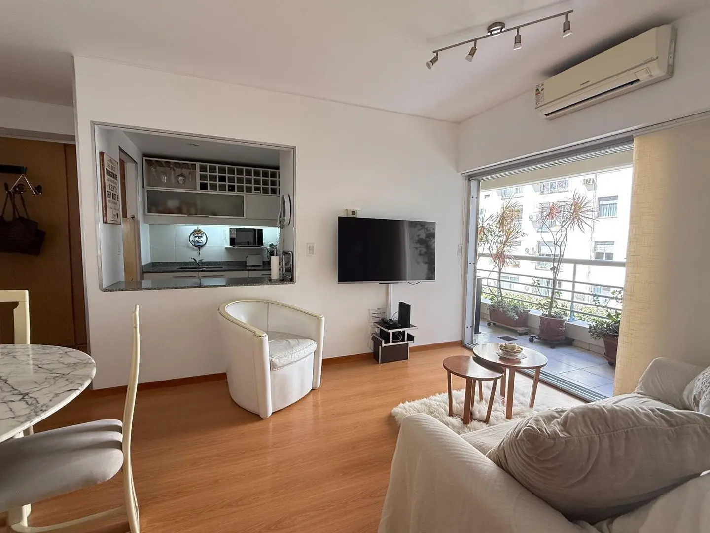 ALQUILER DEPARTAMENTO 2 AMB TORRE PROMENADE BALCÓN COCHERA 3