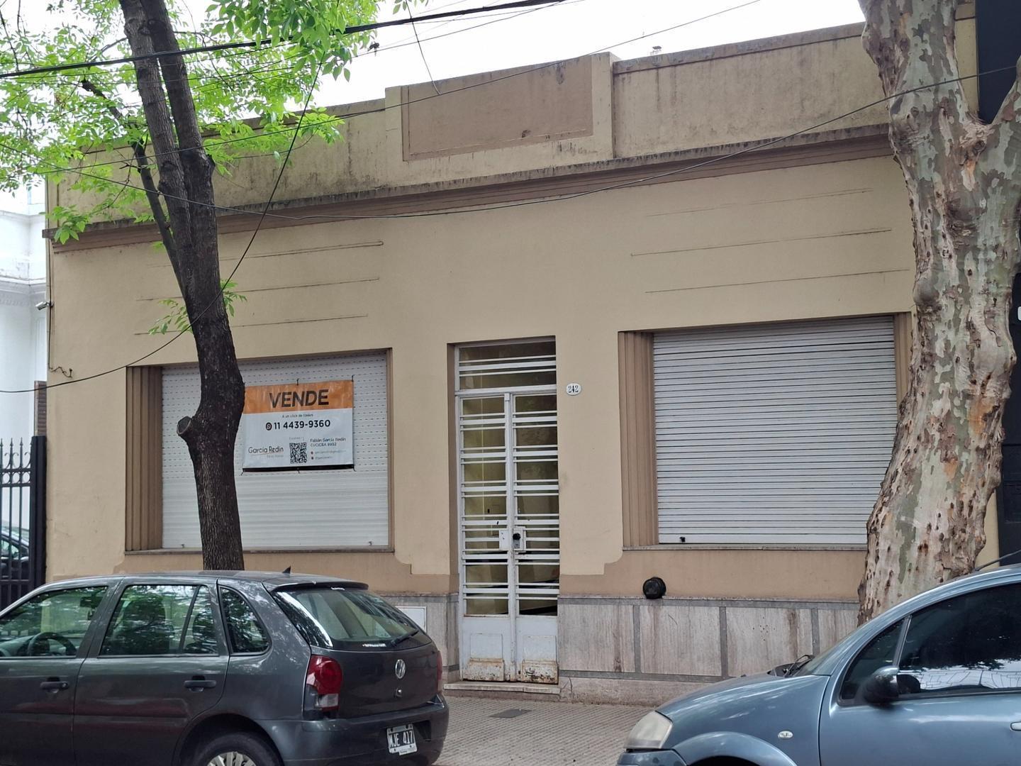 Foto de VENTA CASA CON FONDO FLORESTA HISTÓRICO, imagen 1