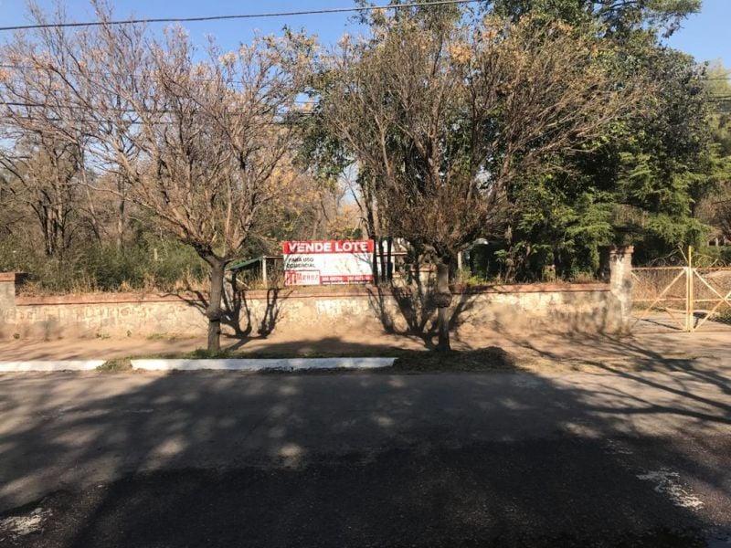 Lote. | Avda. Los Paraisos 2