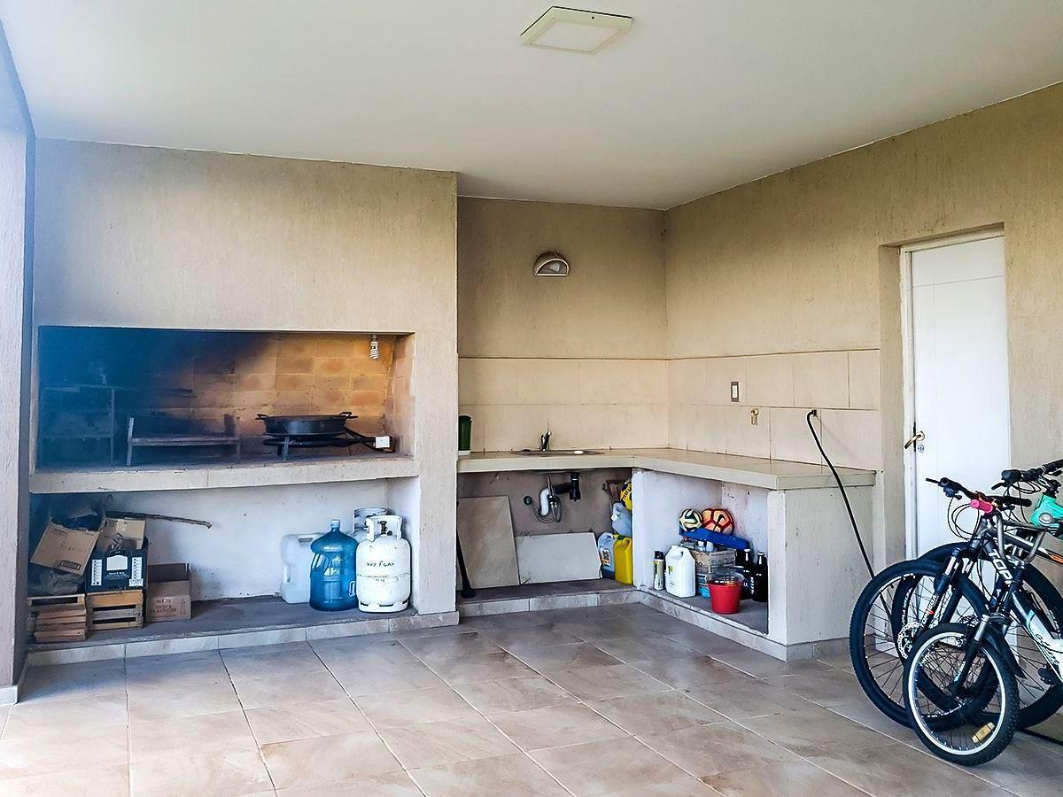 Foto de Casa 7 ambientes o mas. | Barrio la Pancha 2, imagen 4