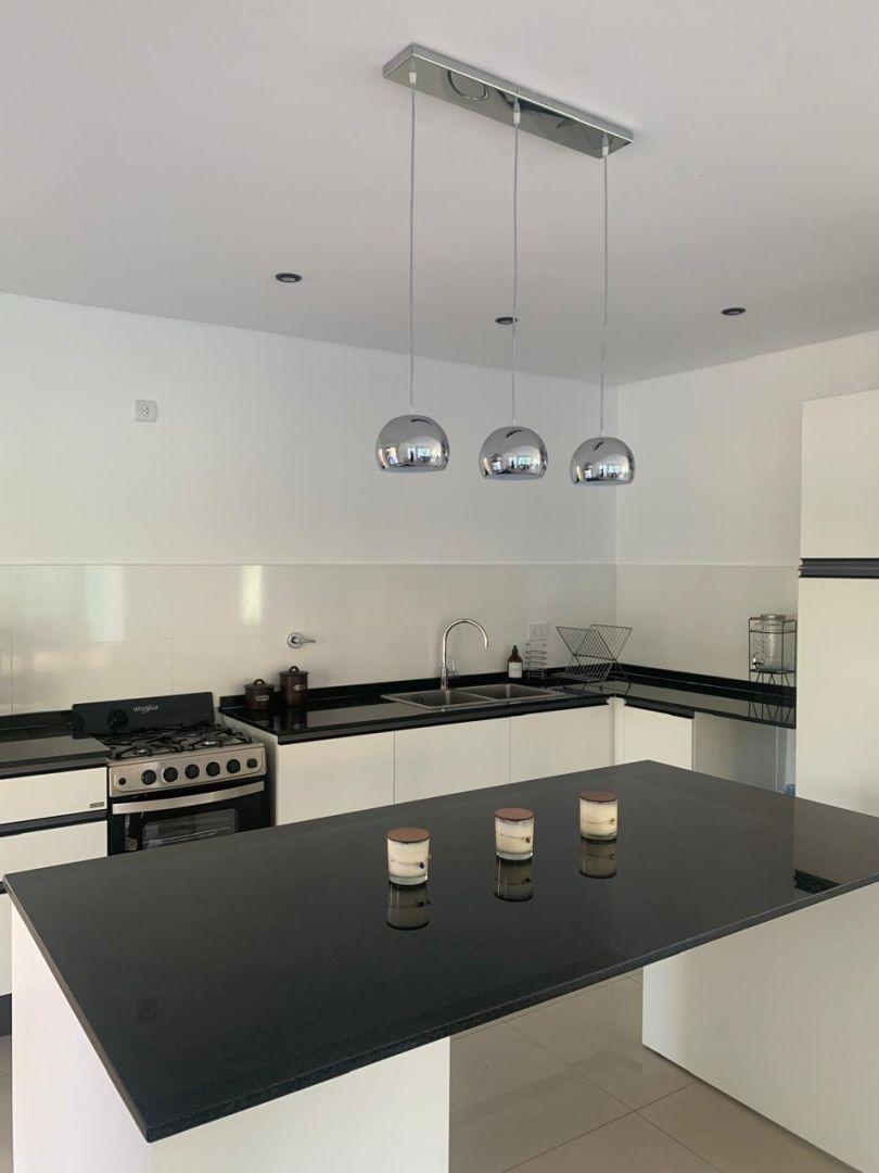 Foto de Exclusiva casa en venta- Los quebrachos, imagen 3