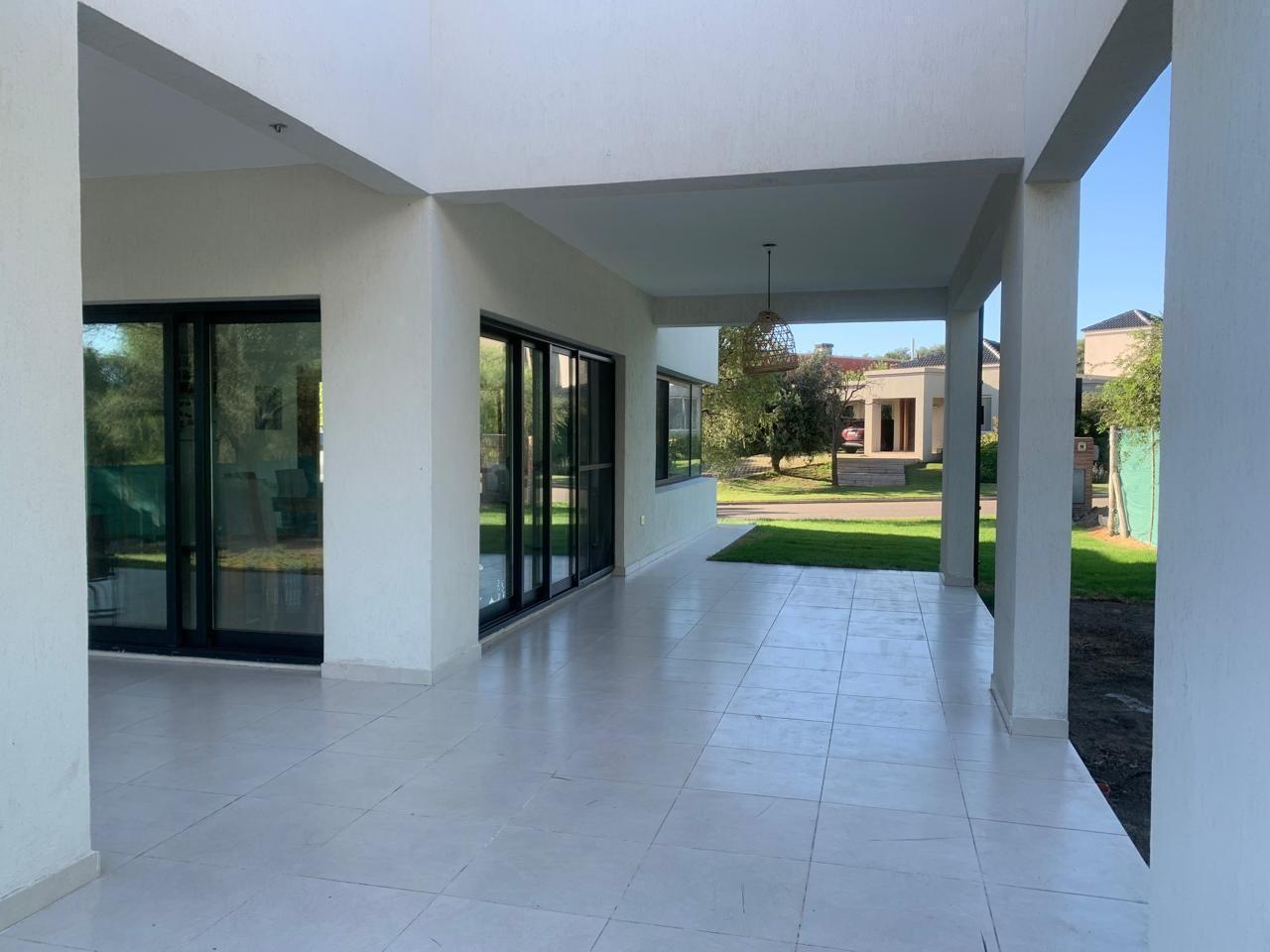 Foto de Exclusiva casa en venta- Los quebrachos, imagen 5