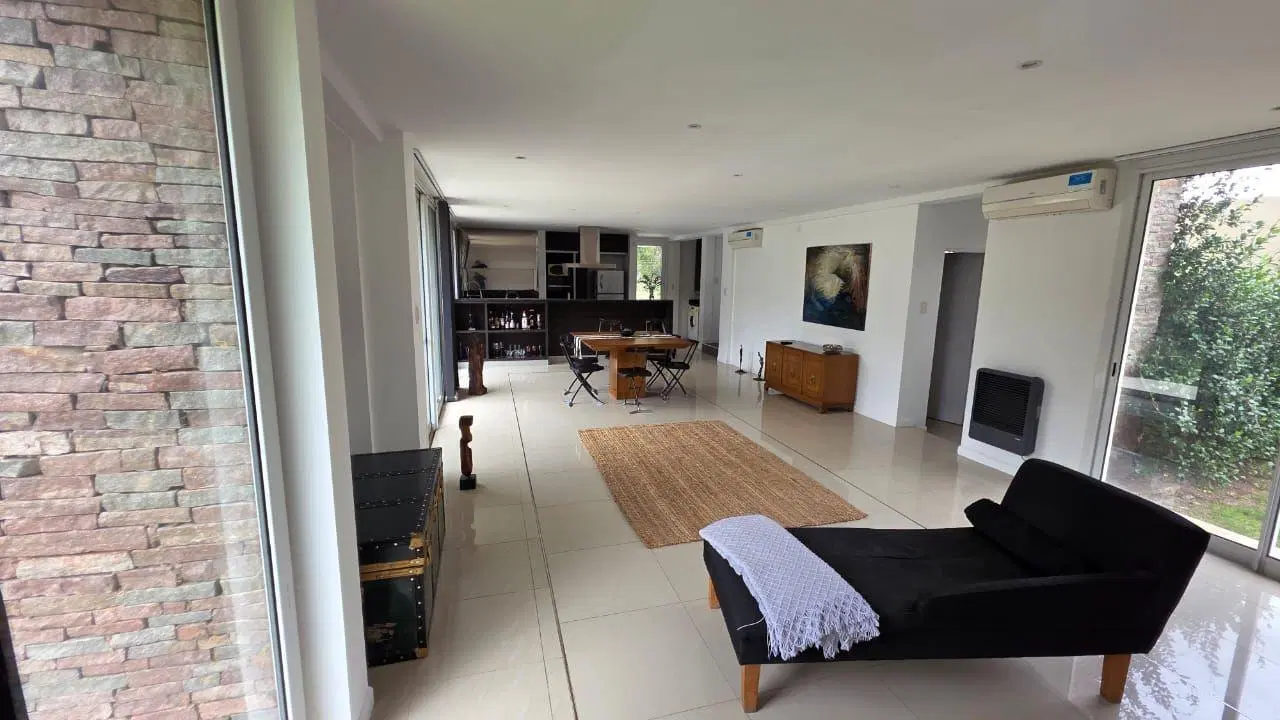 Casa en venta en Barrio Privado Villantonio - Juana Koslay 3