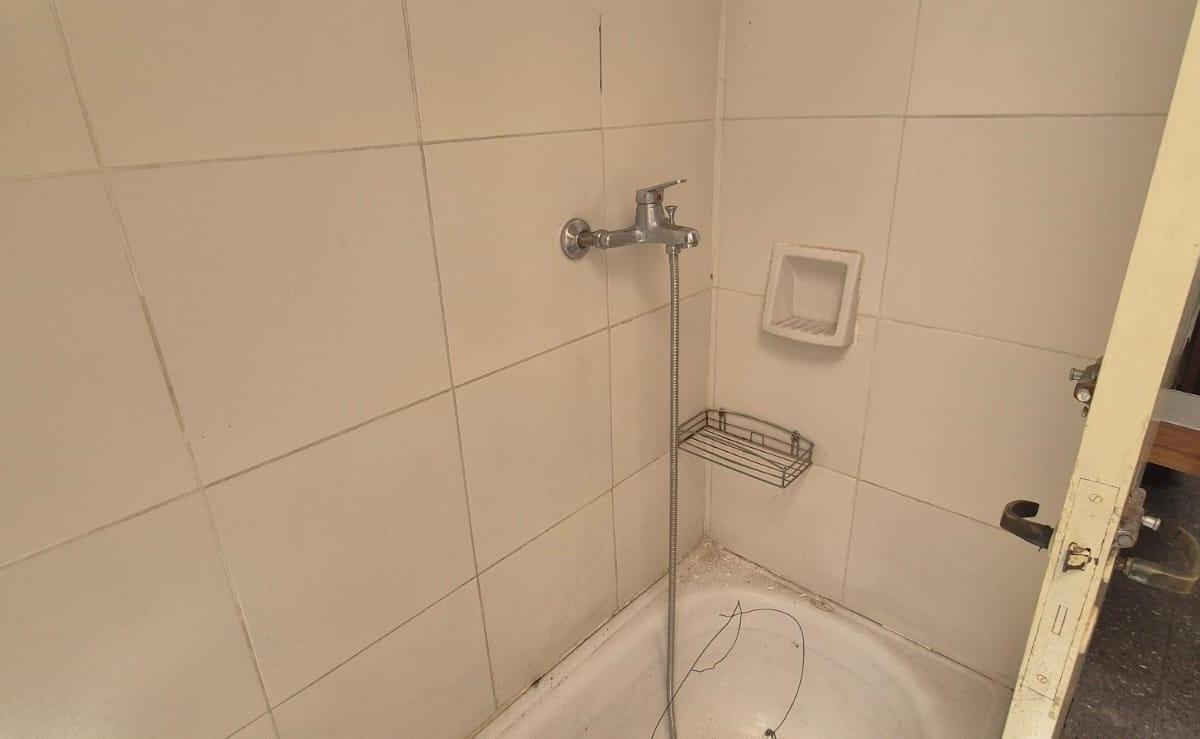 Casa C/ Lote Propio 10x10 4 Amb. 2 Bños, Terraza Oportunidad 2