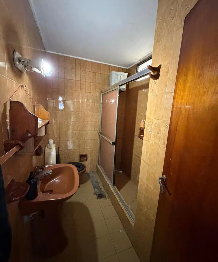 Casa con depto OPORTUNIDAD 4