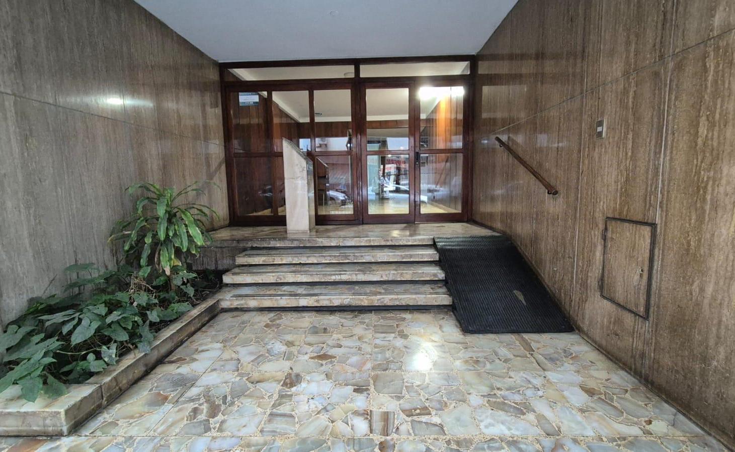Foto de Departamento 3 Amb Balcon OPORTUNIDAD, imagen 1