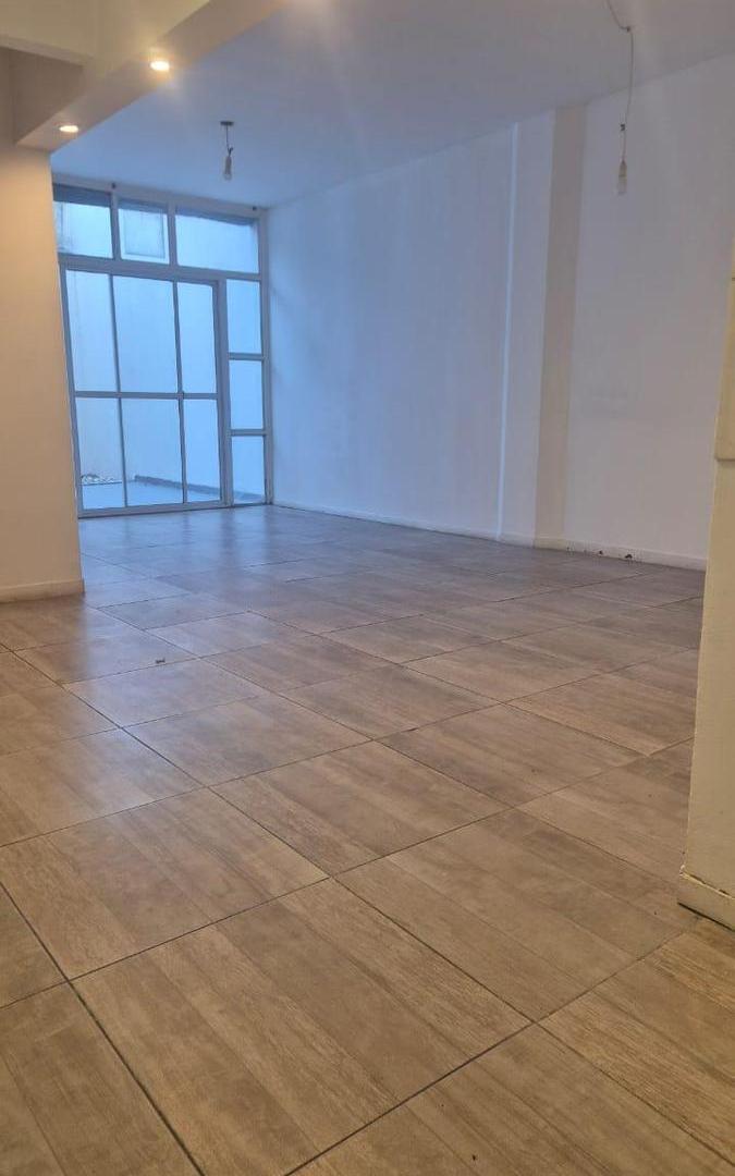 Foto de Departamento 4 amb con Patio 2 bños Bajas Expensas, imagen 5