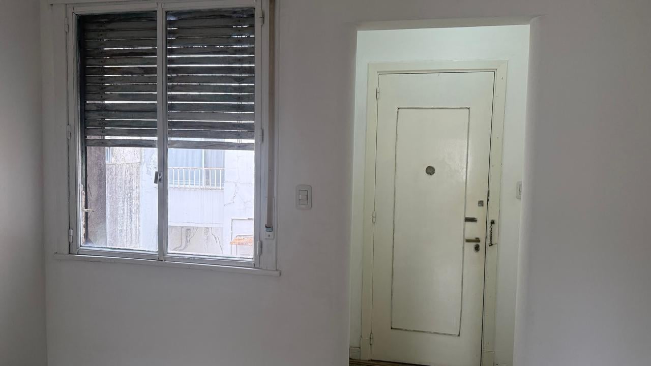 Foto de PH 3 ambientes con Balcón en L en Villa pueyyredon - Oportunidad, imagen 1