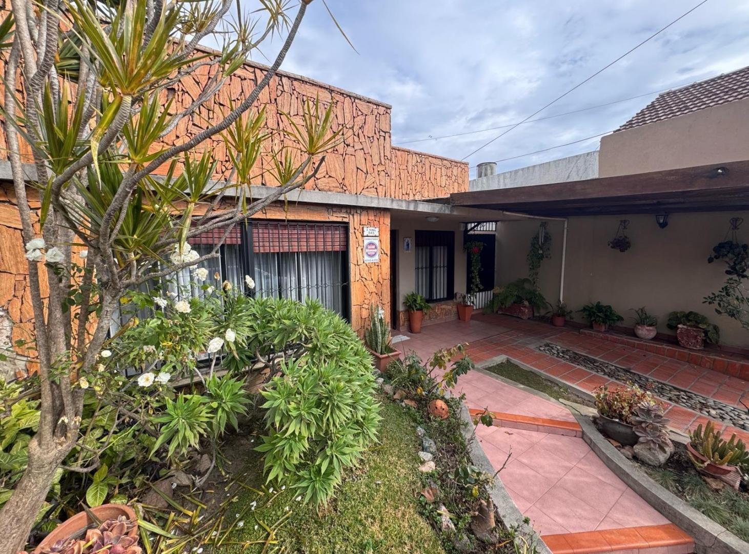 Casa - Jose Clemente Paz