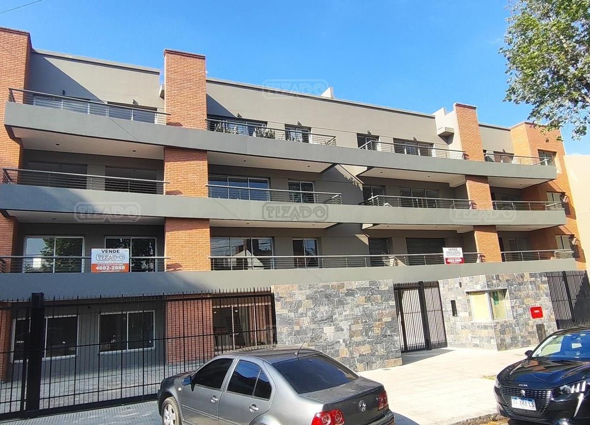 Premium 4 Amb Vivienda o Estudio Oficina - 4 Cocheras Departamento en Venta en Villa Luro, Capital 2