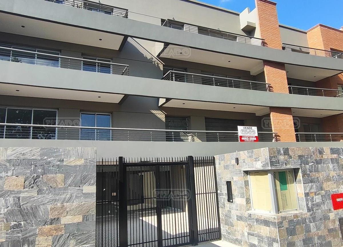 Premium 4 Amb Vivienda o Estudio Oficina - 4 Cocheras Departamento en Venta en Villa Luro, Capital 1