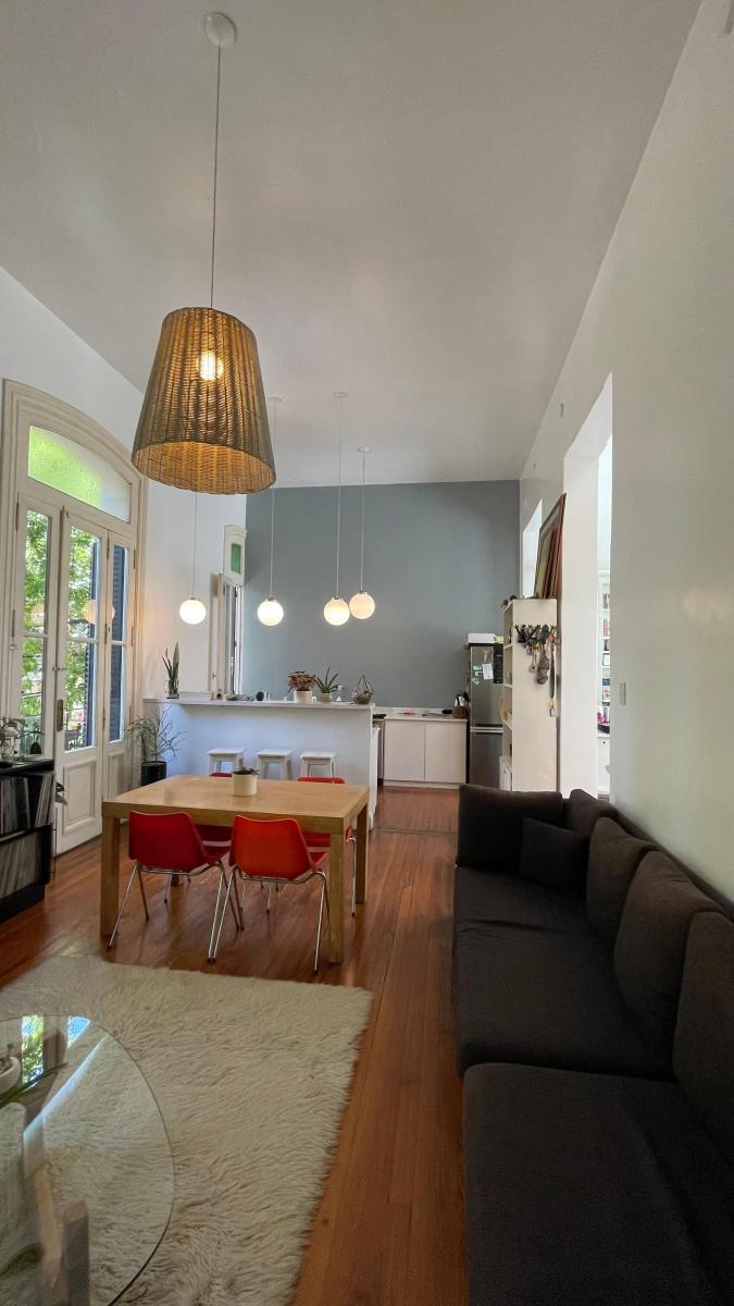 Venta Depto Tipo Casa de Tres Dorm. en Caballito Barrio Inglés. 1