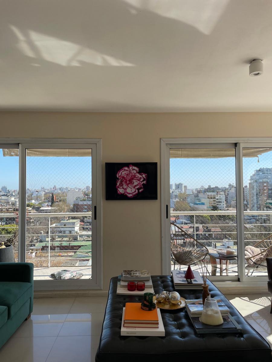 Depto de Cuatro Ambientes en Venta / Dúplex en Colegiales / Dos Cocheras. 1