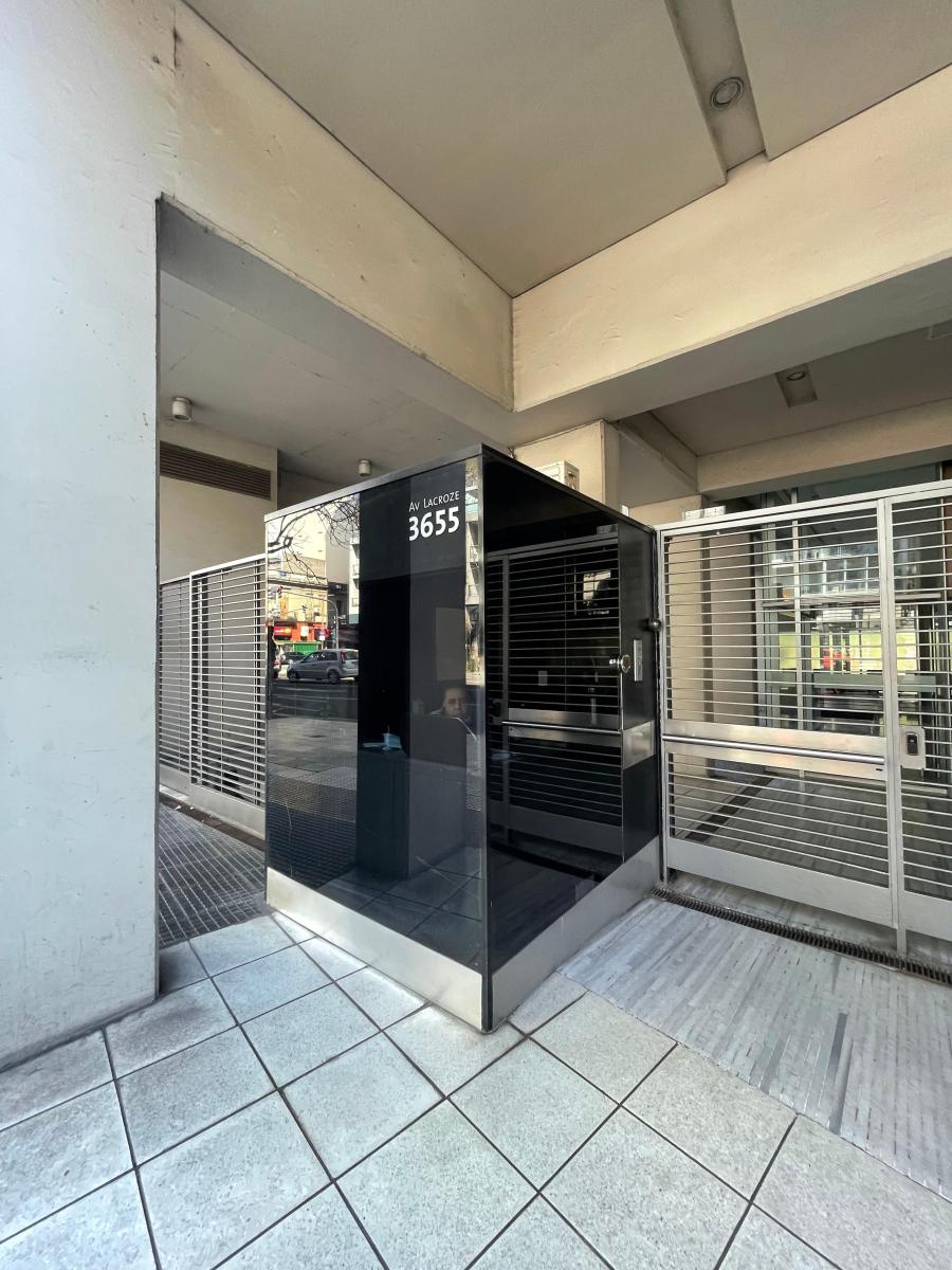 Depto de Cuatro Ambientes en Venta / Dúplex en Colegiales / Dos Cocheras. 5