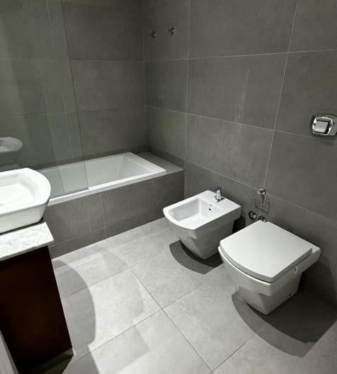 Foto de Alquiler tres ambientes en Puerto Madero. Torre Renoir - Piso 25, imagen 3