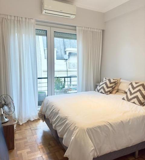 Baccello I depto en venta de tres ambientes Uriburu y Juncal. RECOLETA.