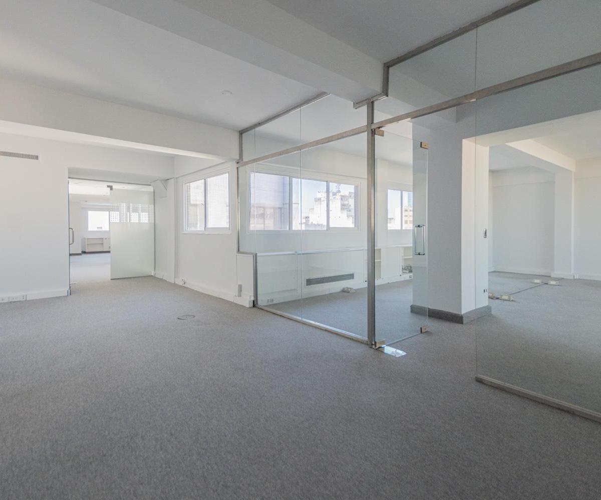 Venta en Block - Oficinas Juntas en El Mismo Edifico Centro - 25 Cocheras. 5