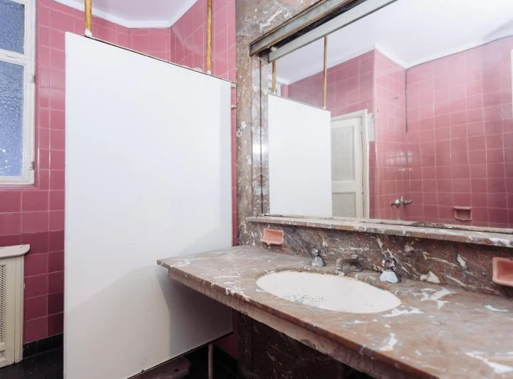 Baccello I Impactante Piso de Estilo en Venta en San Nicolás. Instituto, Hostel.