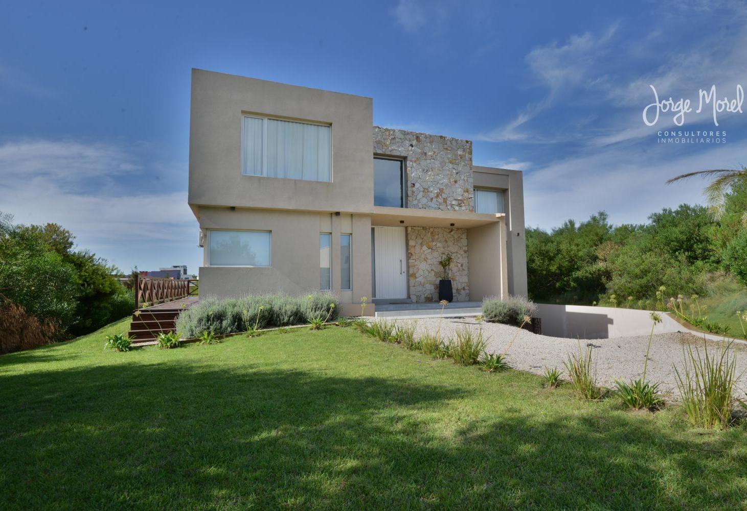 Casa Venta Barrio Costa Esmeralda - Ecuestre - 4 Dormitorios - #id 9975