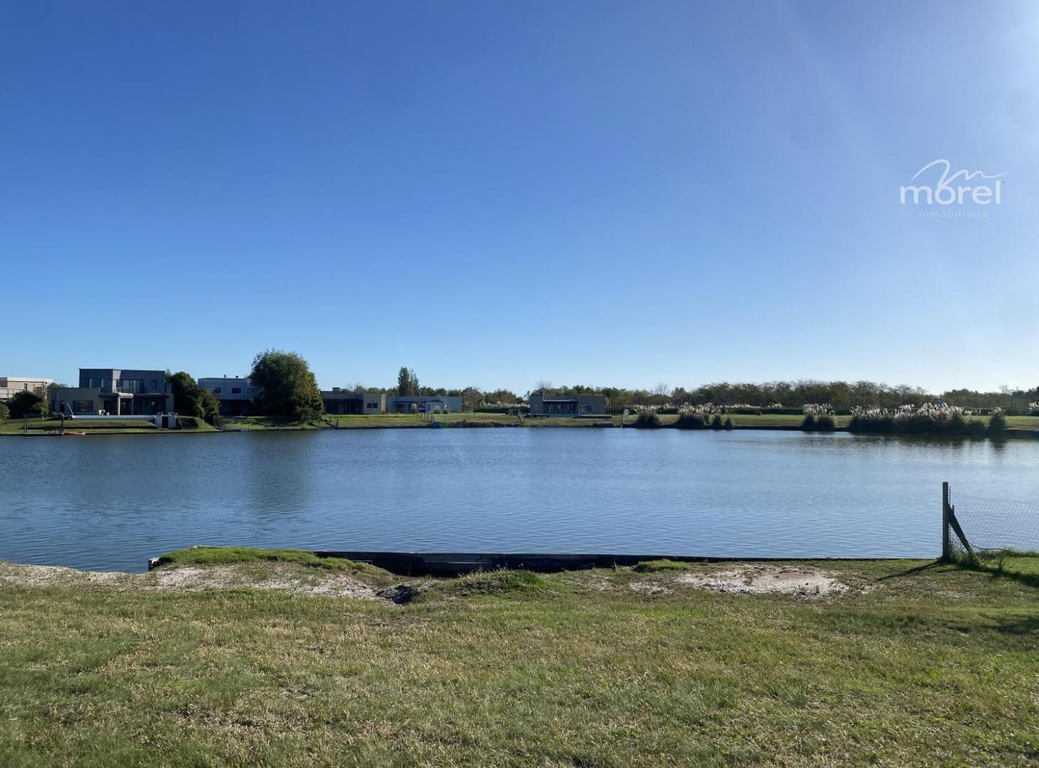 Lote en venta Con Escritura Barrio San Sebastian - Laguna - 923 mts