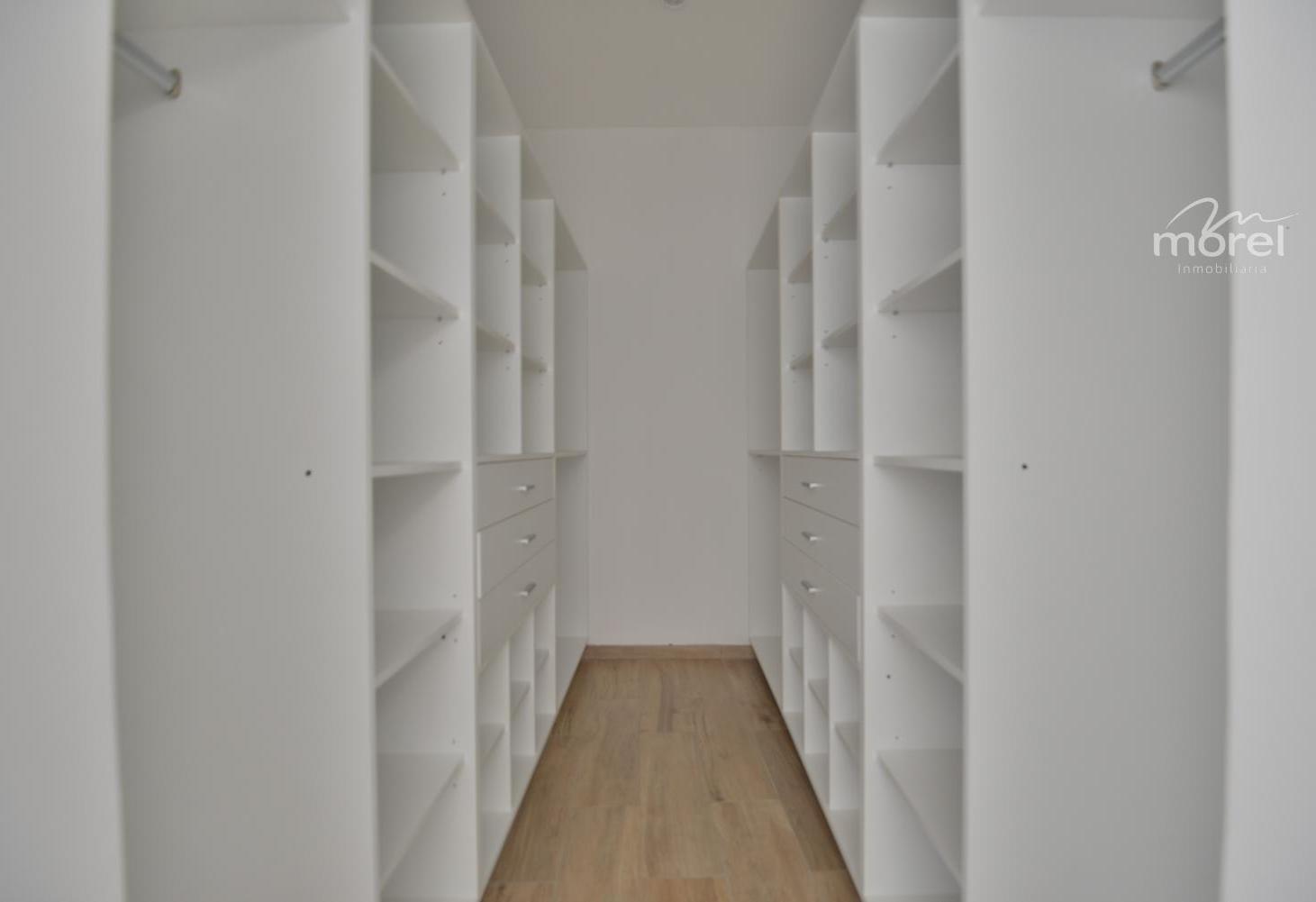 Casa Interno al Verde #500-600 - Pilar del Este - Santa Elena - 160m2 #id 8924