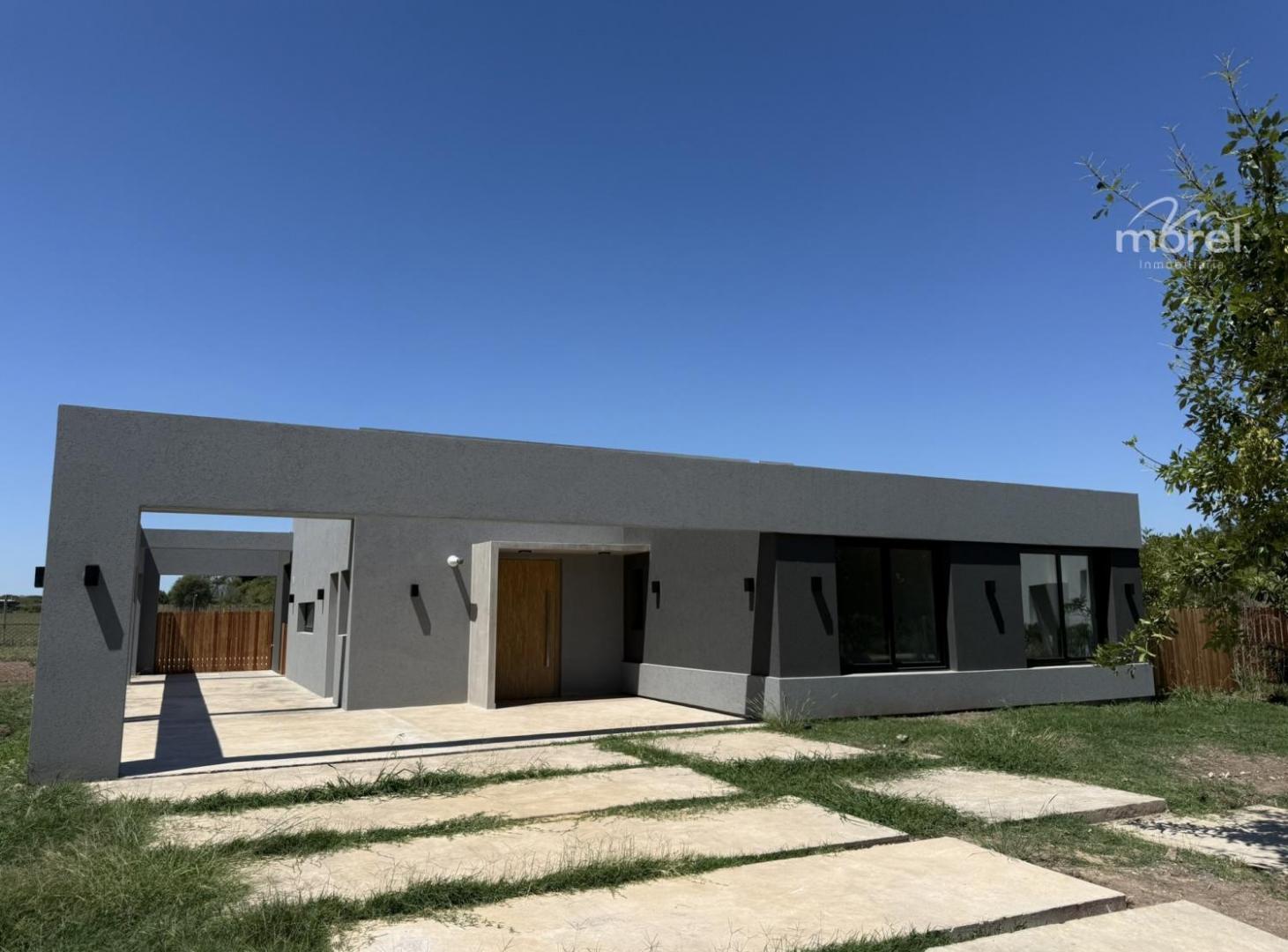 Casa Interno al Verde CON VISTA AL CAMPO #0-100 - San Sebastián - Area 12 - 143m2 #id 3114