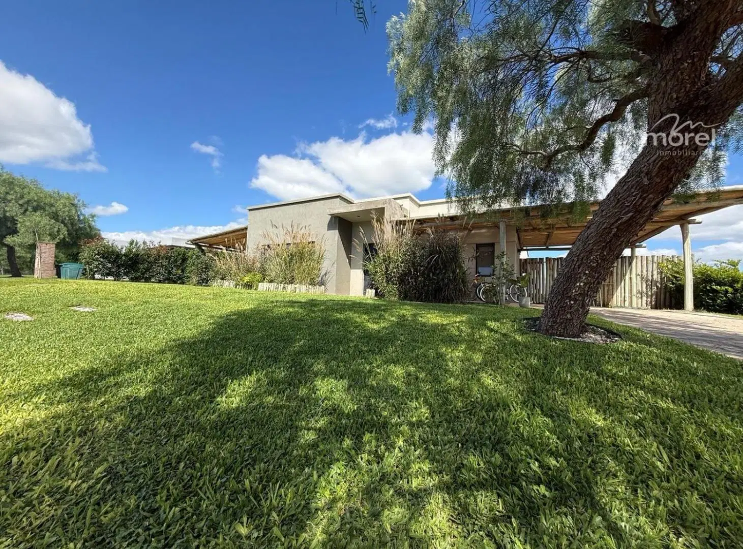 Casa en venta con vista al Golf en Area 2 Barrio San Sebastián - #id 681 2