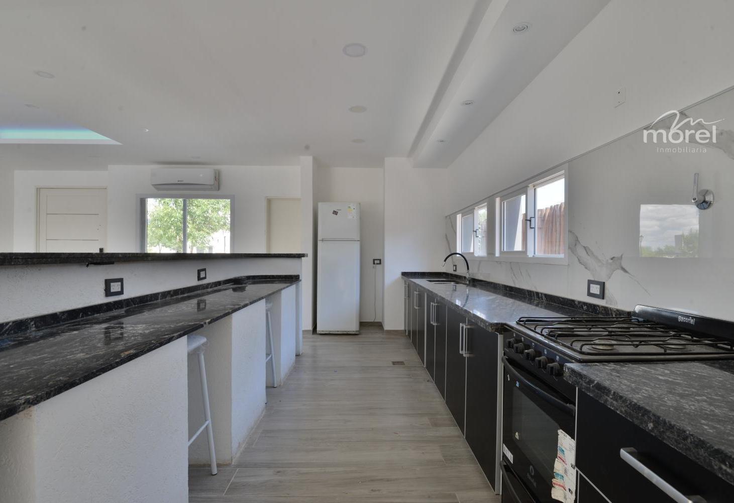 Foto de Casa en Venta Barrio cerrado San Pablo en Pilar zona hospital austral, imagen 2
