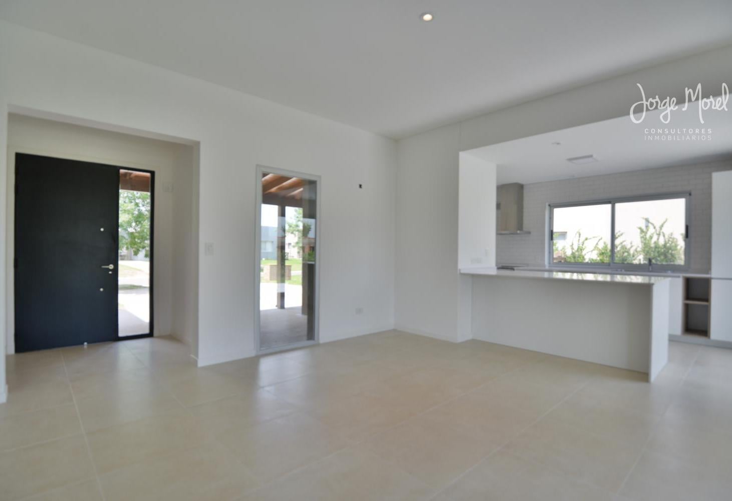 Foto de Casa Venta Barrio San Sebastián con Pileta en una planta - Area 1 - 3, imagen 3