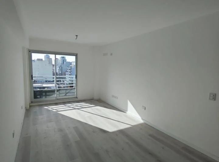 Hermoso Monoambieno-Todo Luz- cocina separada-Listo para ingresar!!!(806) 1
