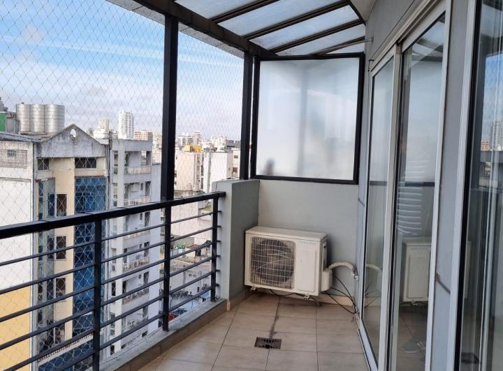 Espectacular 2 ambientes con balcon terraza propio!!! Piso alto!!! Todo Luz 2